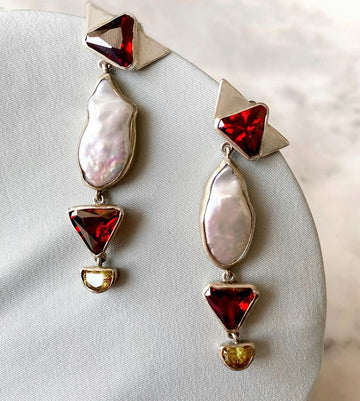 Divinus earrings. Made of 925 sterling silver.