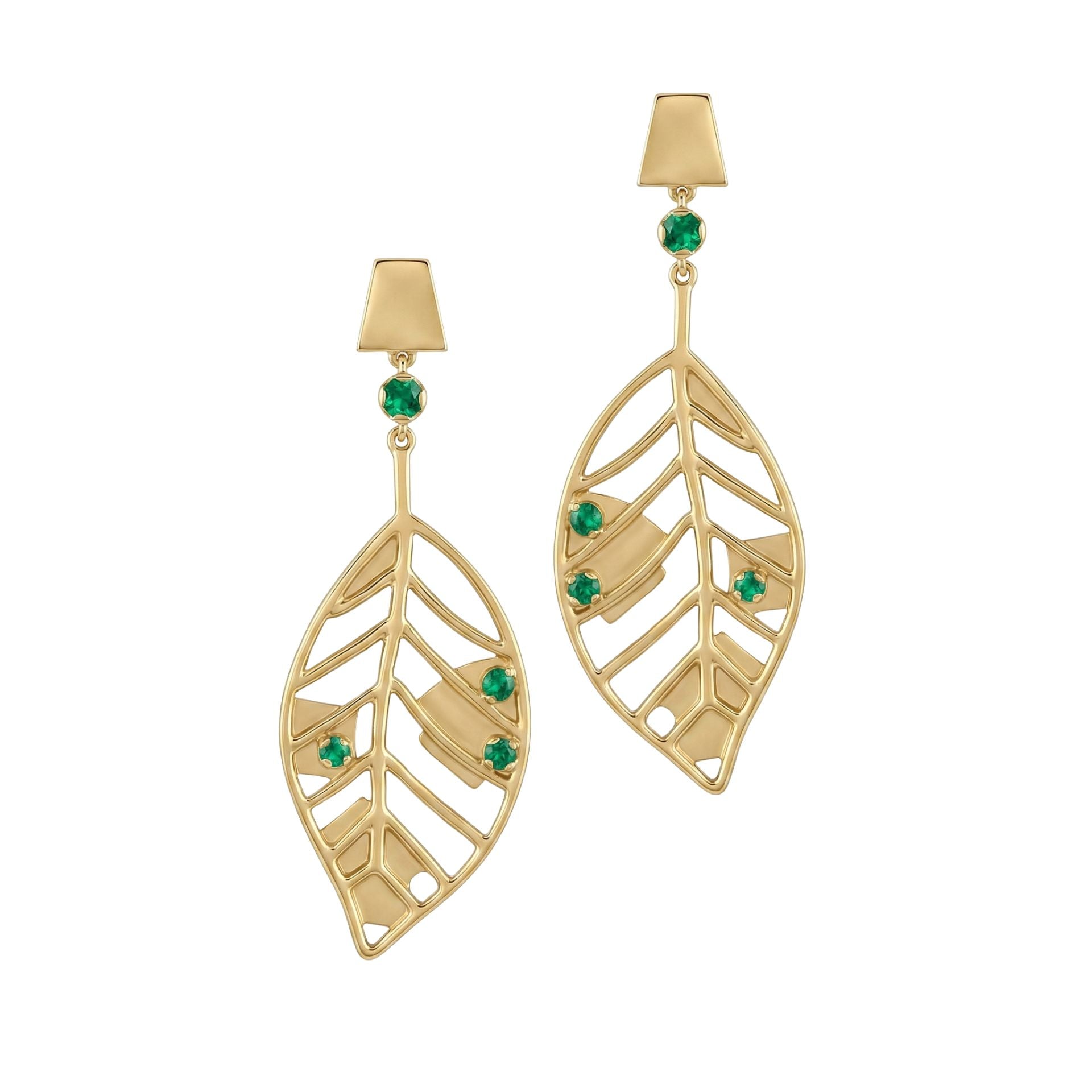 Folium earrings. Made of Italian Silver 925 and plated with 18K gold.