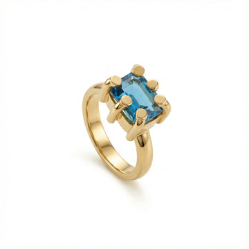 Gemma ring ( Blue Topaz )